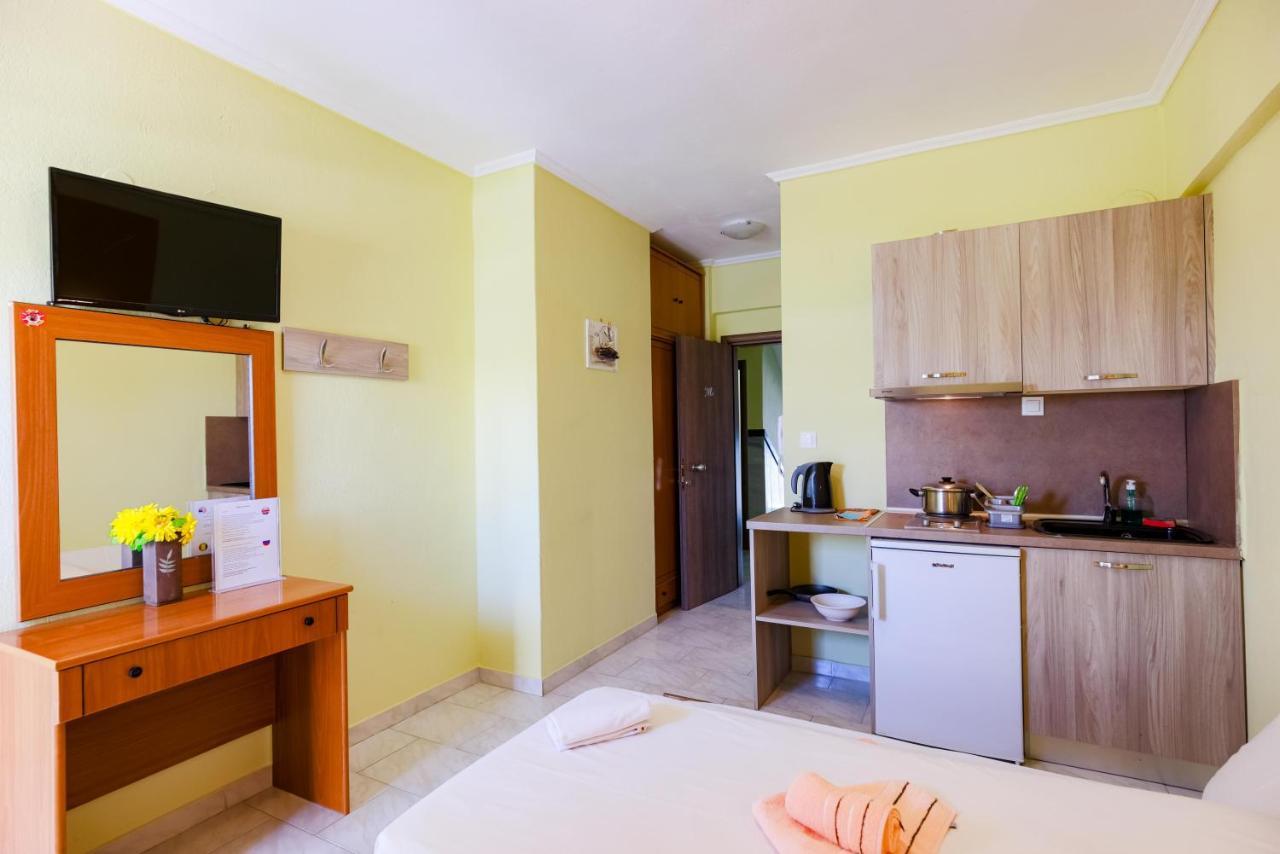 Dionisos Apartments Paralia Dionysiou Dış mekan fotoğraf