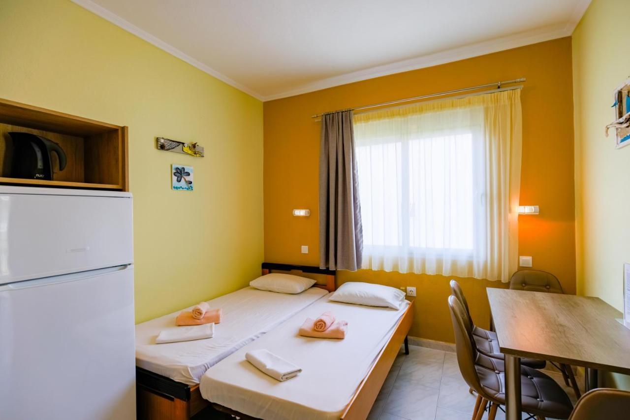 Dionisos Apartments Paralia Dionysiou Dış mekan fotoğraf