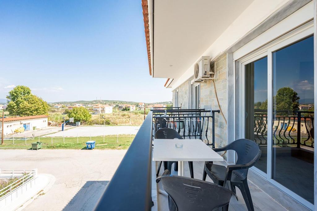Dionisos Apartments Paralia Dionysiou Oda fotoğraf